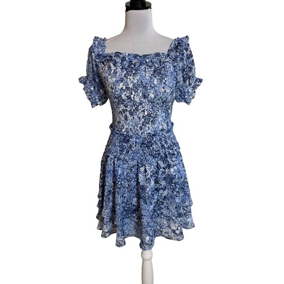 Express 2 Piece Set Off Shoulder Smocked Floral Dress Size M Blue White Crop Top - Picture 15 of 16
